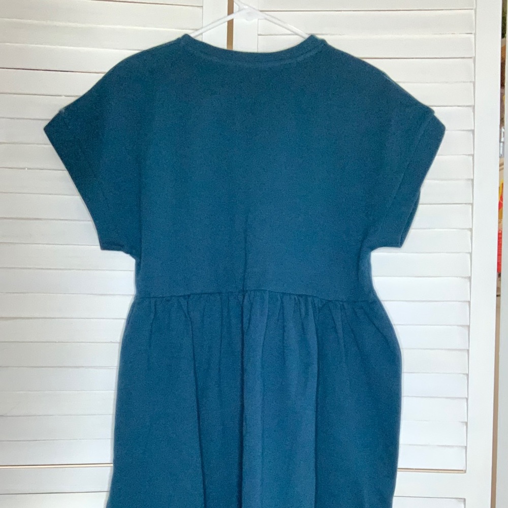 Dress - Picture 3 of 4